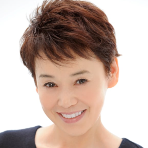 ショートヘアの大竹しのぶ